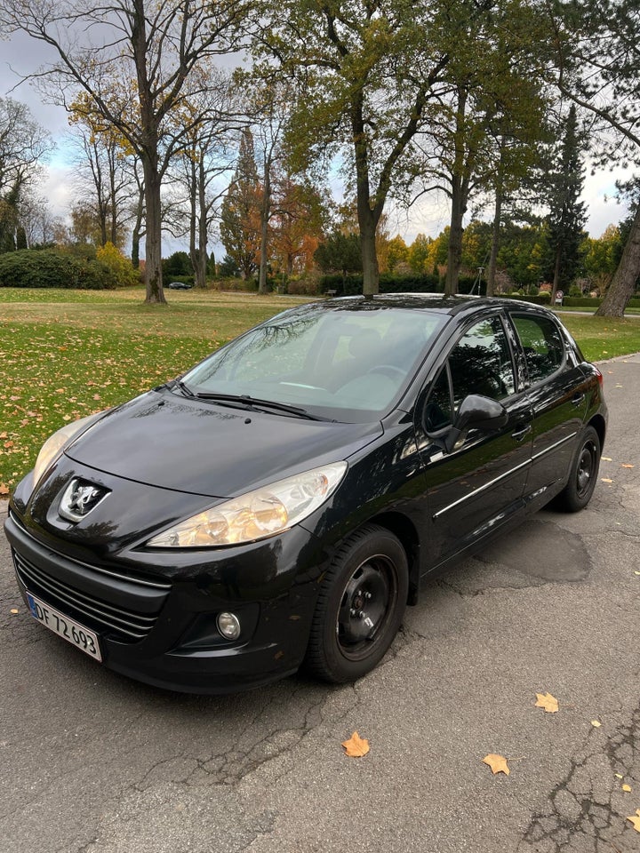 Peugeot 207 1,6 HDi 92 Millesim Edition 5d