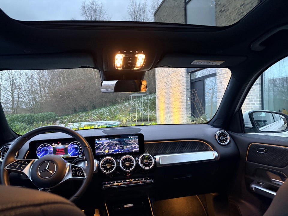 Mercedes EQB300 Progressive Advance 4Matic 5d