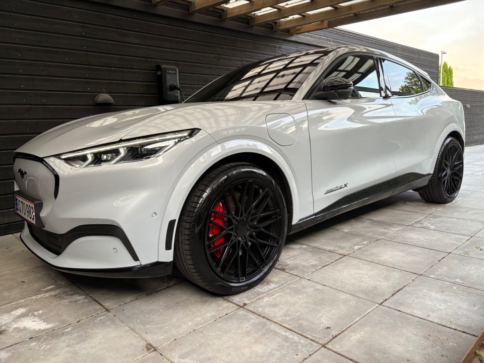 Ford Mustang Mach-E 88 Premium Extended Range 5d