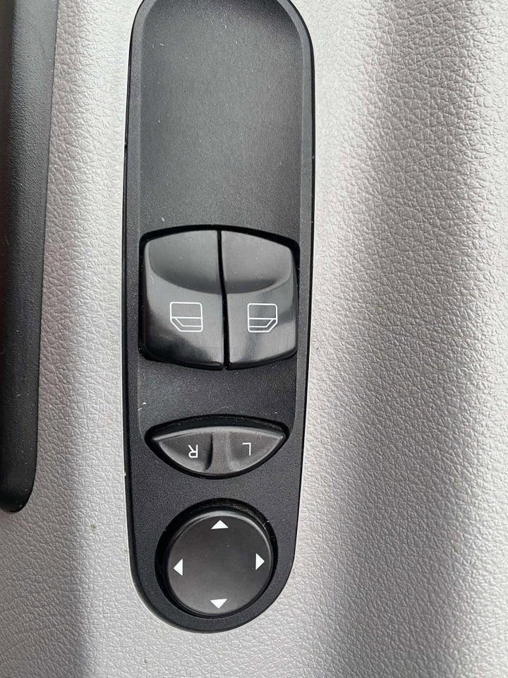 Mercedes Sprinter 214 2,2 CDi R1 Kassevogn 5d