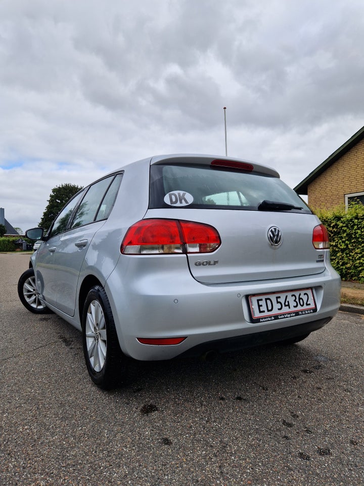 VW Golf VI 1,6 TDi 105 Match BMT 5d