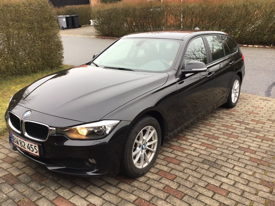 BMW 320d 2,0 Touring 5d