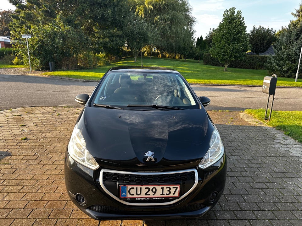 Peugeot 208 1,0 VTi Access 5d