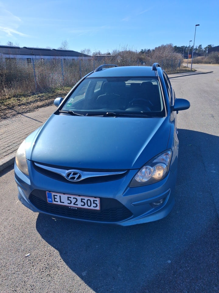 Hyundai i30 1,6 CRDi 90 Comfort CW 5d
