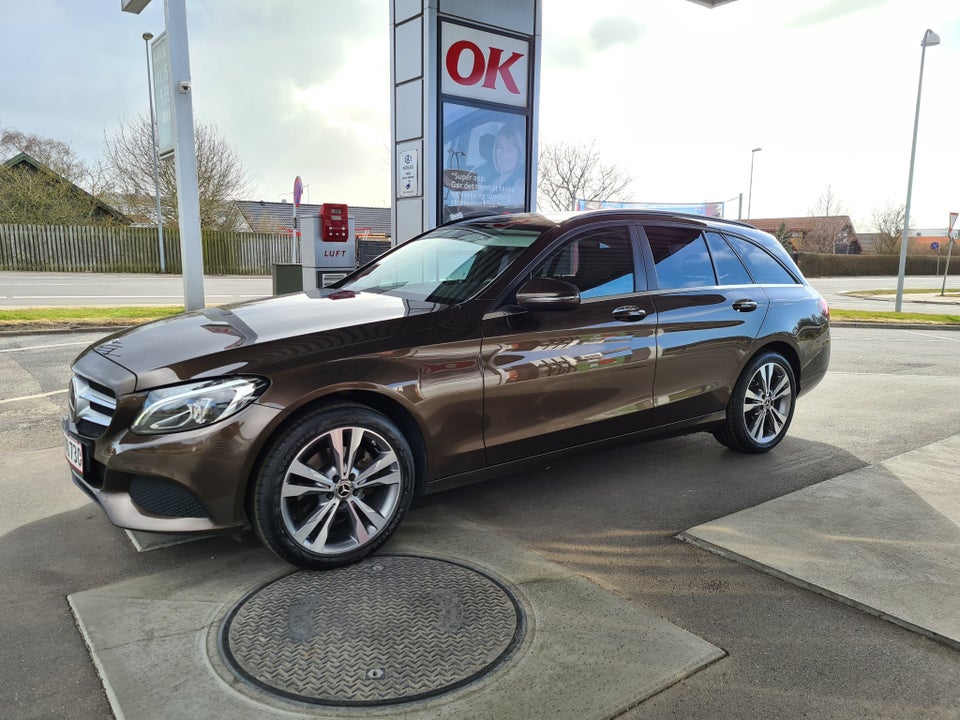 Mercedes C220 d 2,2 Business stc. aut. 5d