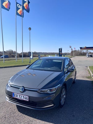 VW Golf VIII 1,5 eTSi 150 Style DSG 5d