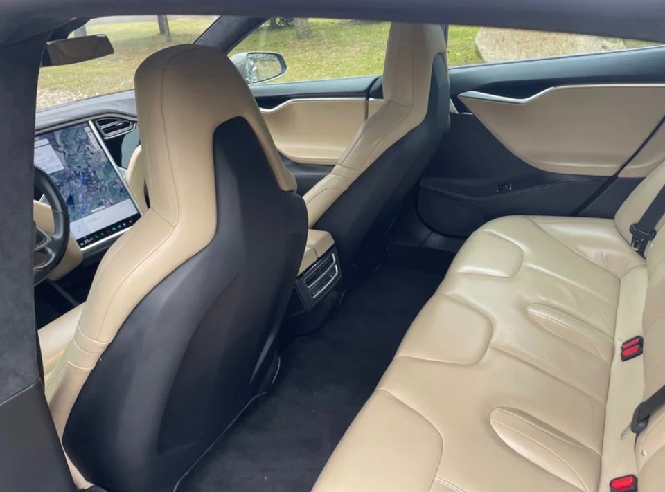 Tesla Model S 70D 5d