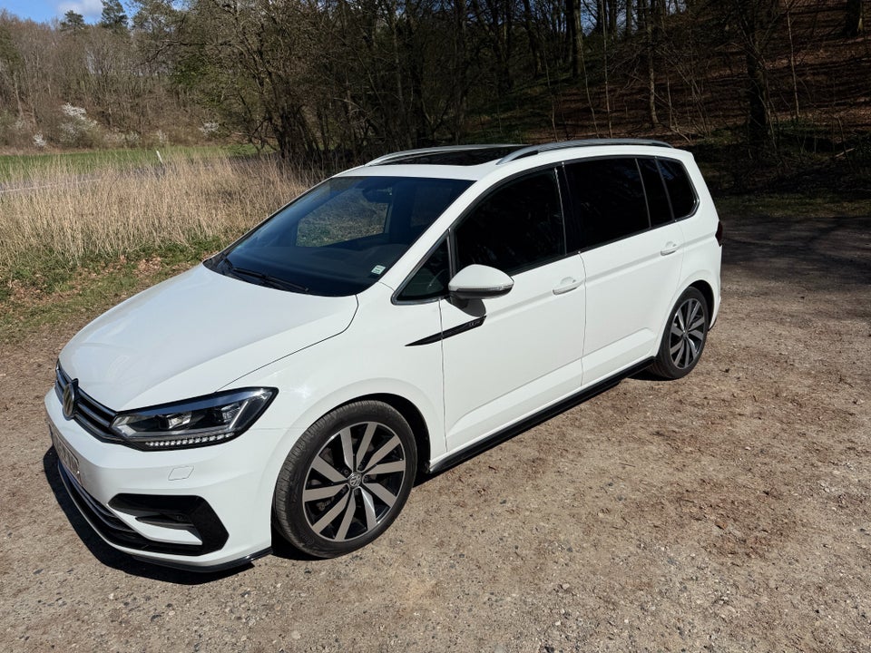 VW Touran 2,0 TDi 150 R-line DSG 7prs 5d