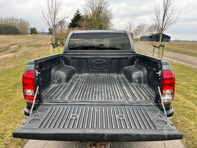 Toyota HiLux 2,4 D-4D 150 T4 Db.Kab aut. 4x4 4d