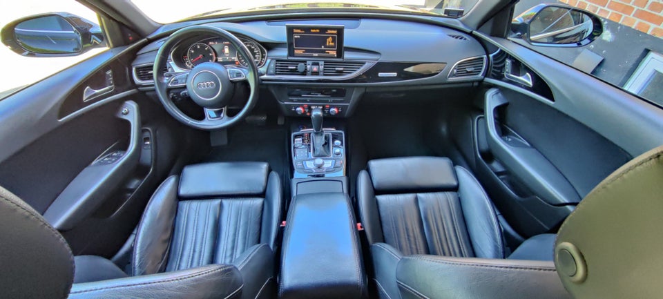 Audi A6 3,0 TDi 218 S-line Avant quattro S-tr. 5d