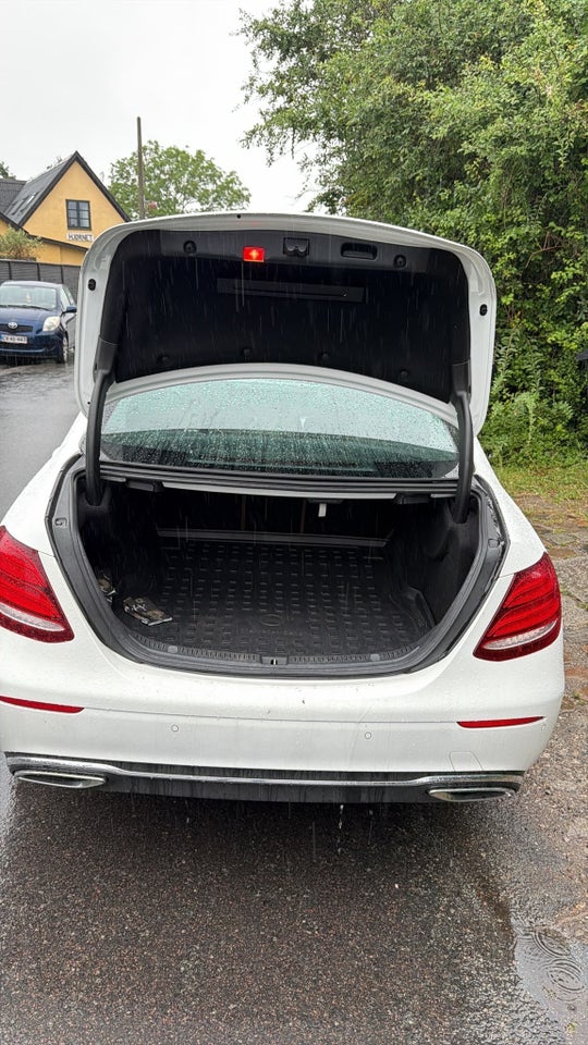 Mercedes E220 d 2,0 Avantgarde aut. 4d