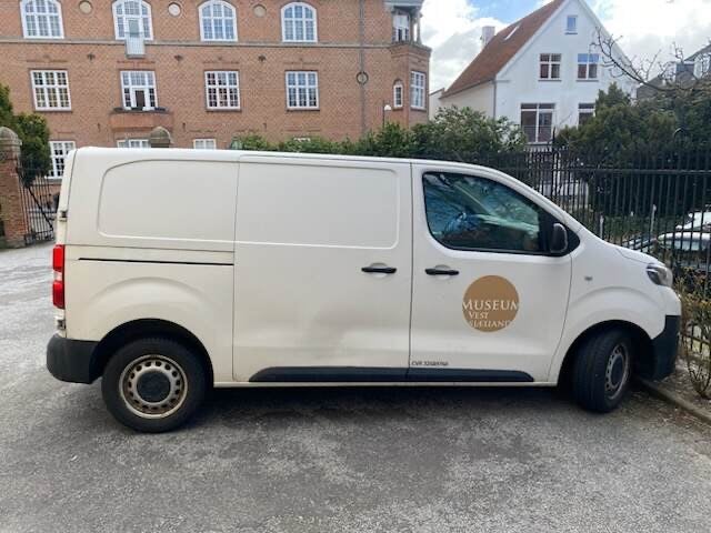 Toyota ProAce 2,0 D 120 Medium Comfort 5d