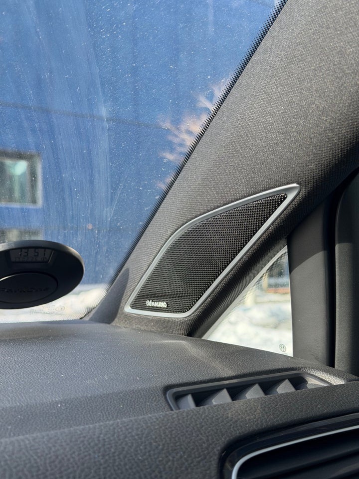 VW Golf VII 1,5 TSi 150 R-line DSG 5d