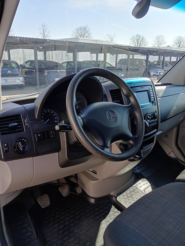 Mercedes Sprinter 316 2,2 CDi R2 Kassevogn 5d
