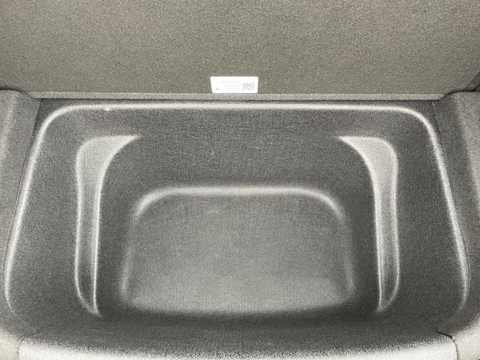 Tesla Model Y Long Range AWD 5d