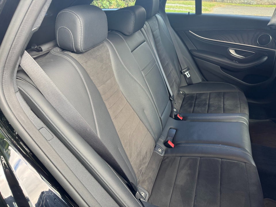 Mercedes E300 de 2,0 Advantage stc. aut. 5d