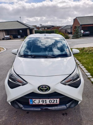Toyota Aygo 1,0 VVT-i x-pression x-shift 5d