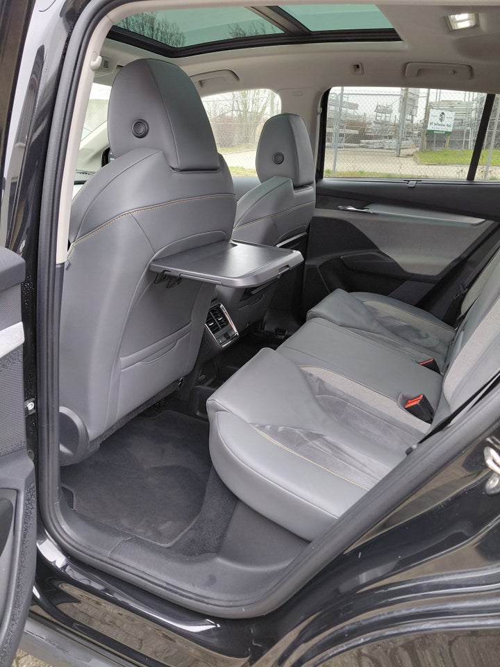 Skoda Enyaq 80 iV Premium 5d