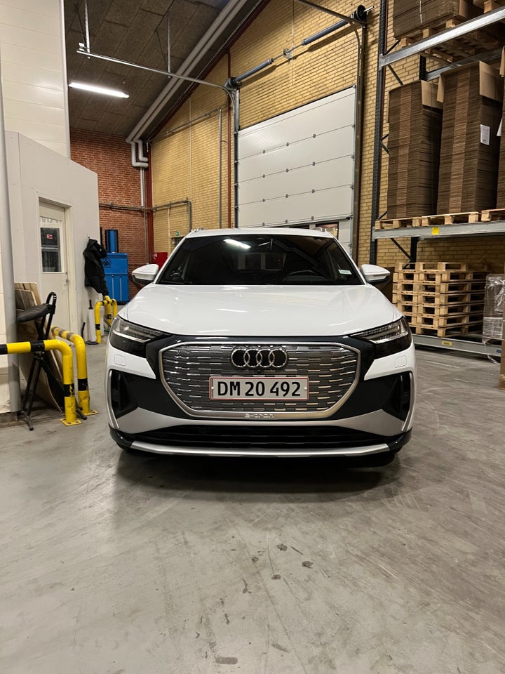Audi Q4 e-tron 40 S-line 5d