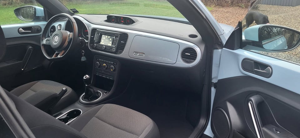 VW The Beetle 1,6 TDi 105 Life BMT 2d