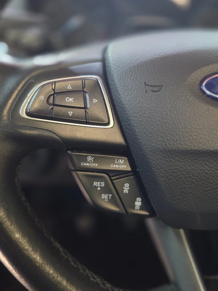 Ford C-MAX 1,5 SCTi 150 Titanium 5d