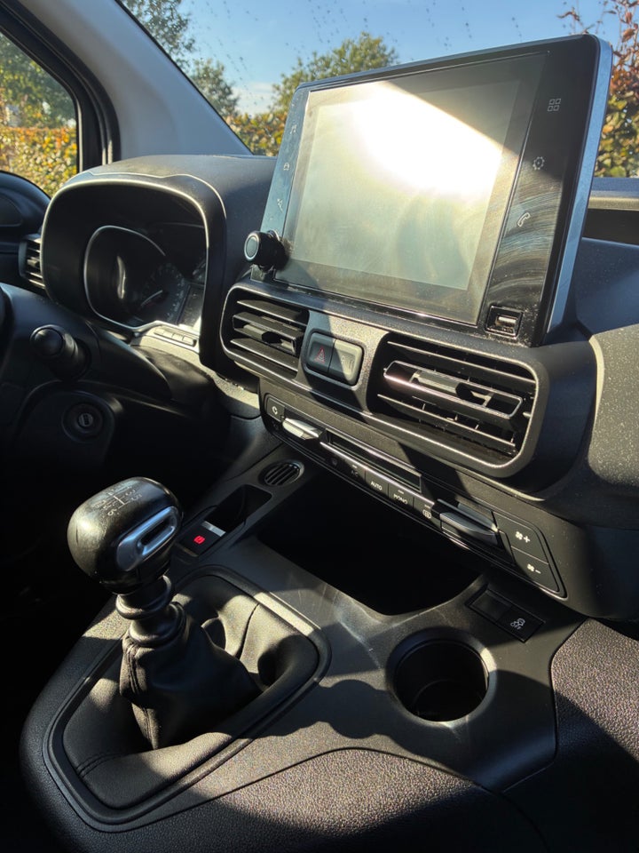 Citroën Berlingo 1,2 PureTech 110 Iconic 5d