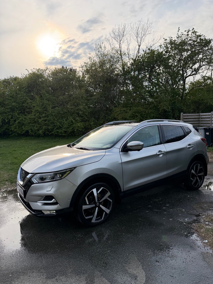 Nissan Qashqai 1,3 Dig-T 140 Tekna 5d