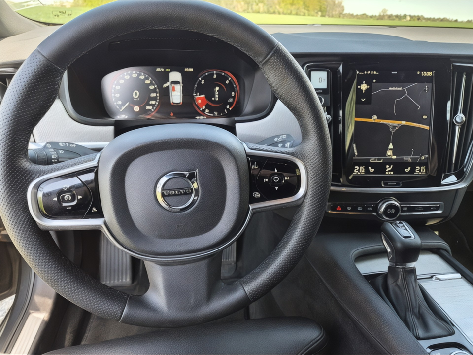 Volvo V90 2,0 D5 235 Inscription aut. AWD Van 5d