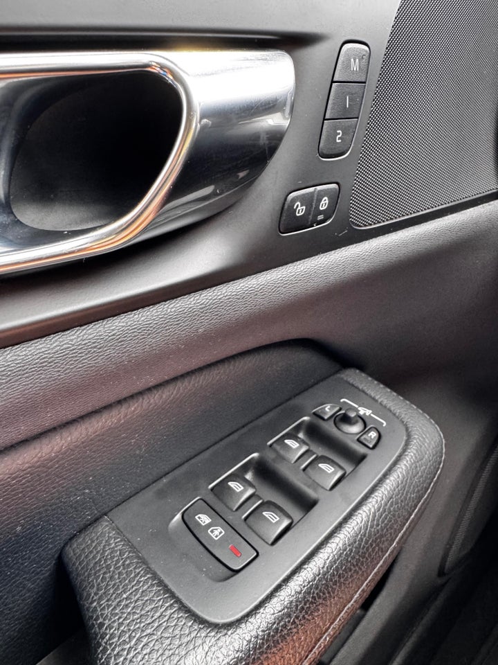 Volvo V60 2,0 T6 ReCharge Inscription aut. AWD 5d