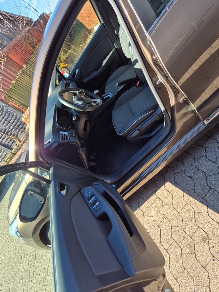 Renault Clio V 1,0 TCe 100 Intens 5d