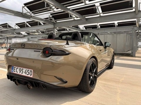 Mazda MX-5 2,0 SkyActiv-G 184 Roadster Exclusive-Line 2d