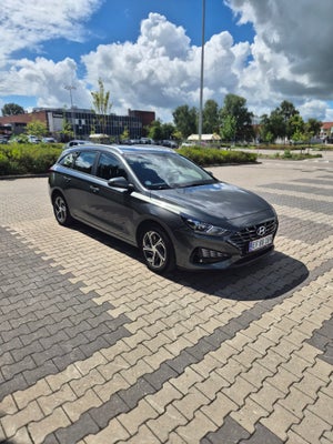 Hyundai i30 1,0 T-GDi Essential stc. DCT 5d