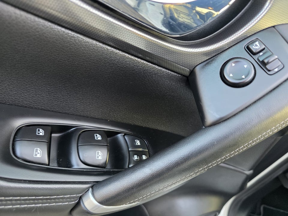 Nissan Qashqai 1,6 dCi 130 Tekna X-tr. 5d