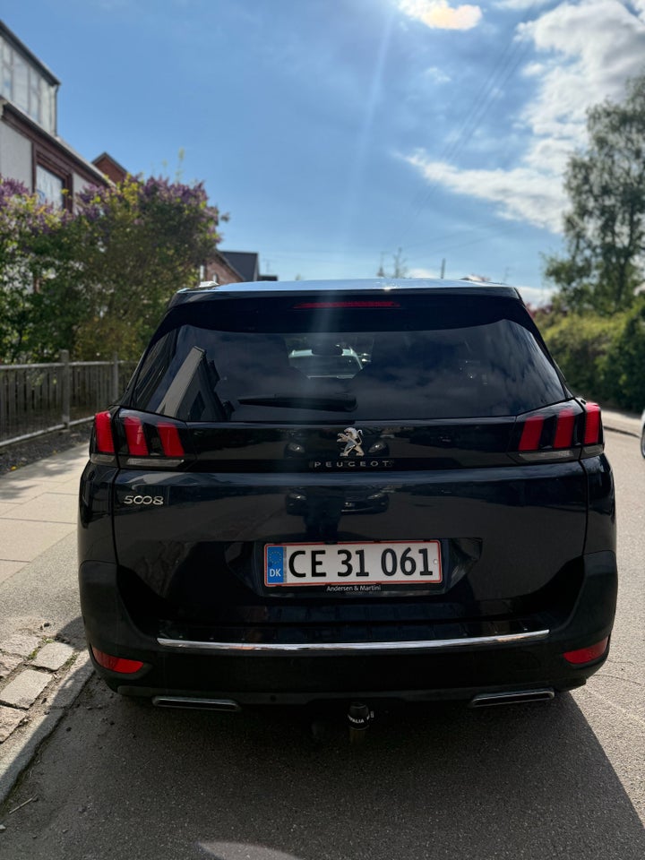 Peugeot 5008 1,5 BlueHDi 130 Allure EAT8 7prs 5d
