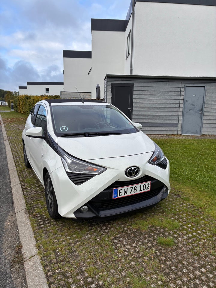 Toyota Aygo 1,0 VVT-i x-sky 5d