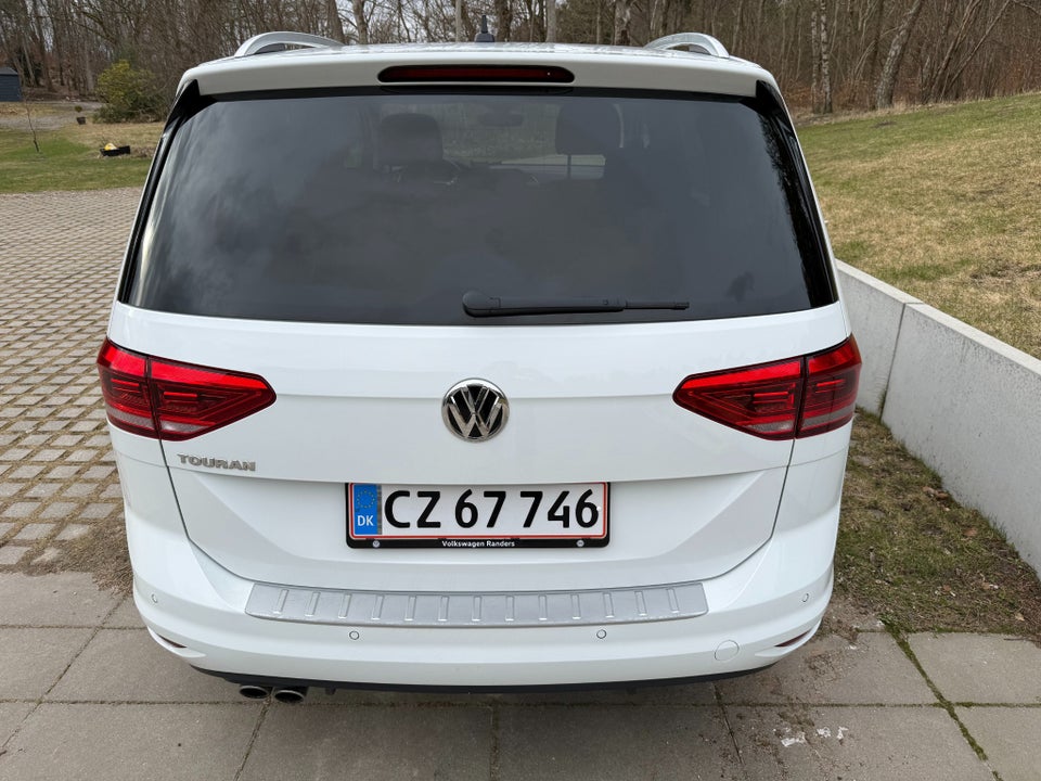 VW Touran 2,0 TDi 190 Highline DSG 5d