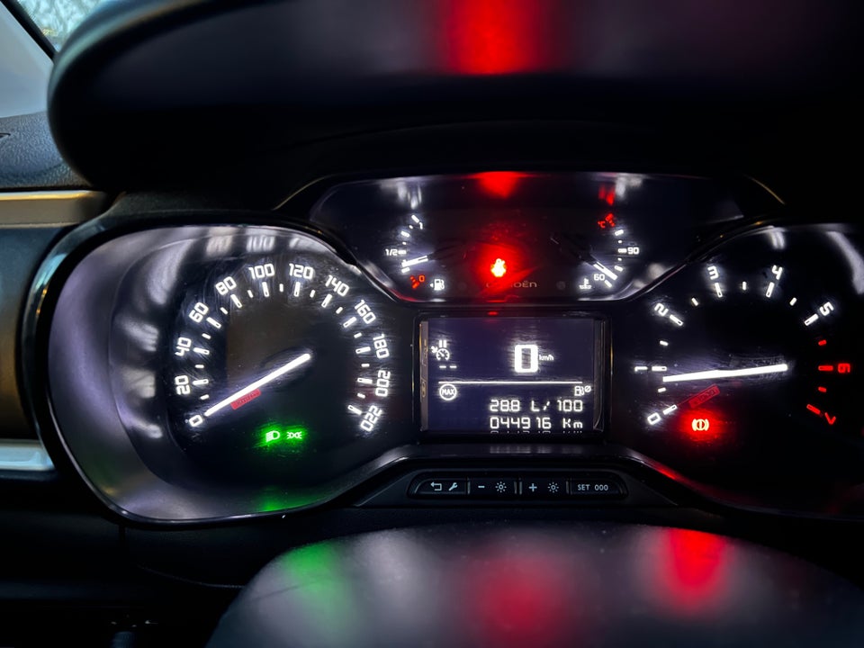 Citroën C3 1,2 PureTech 83 Carré Premiere Pack 5d