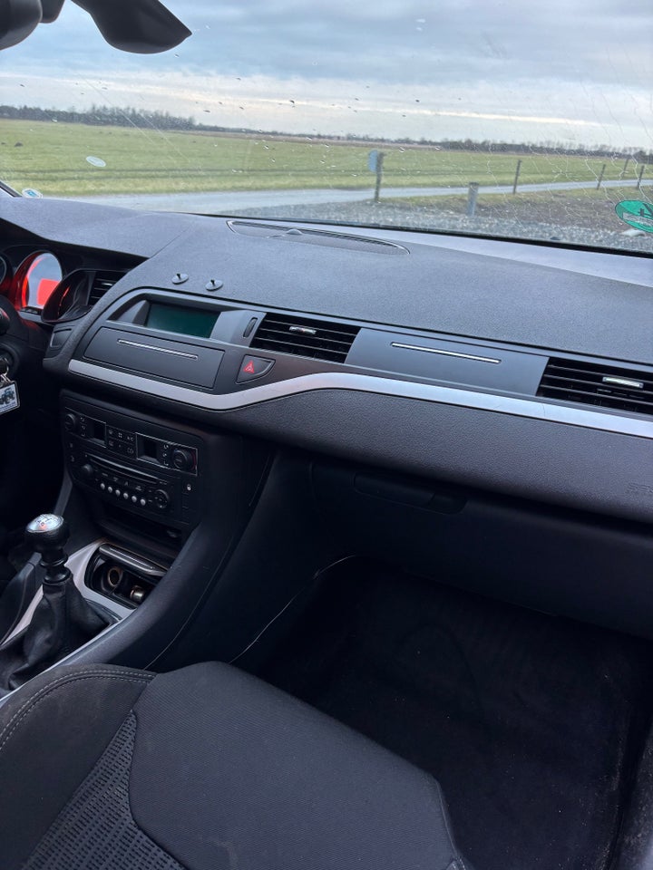 Citroën C5 2,0 HDi 140 Comfort Tourer 5d