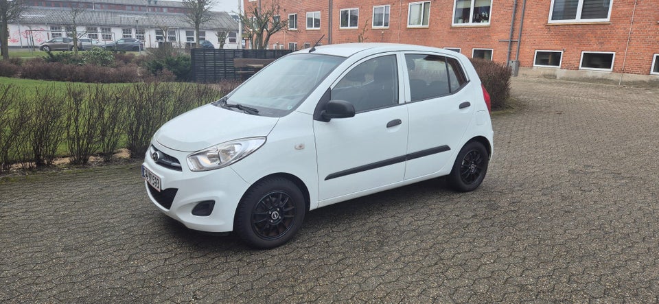 Hyundai i10 1,1 Classic 5d