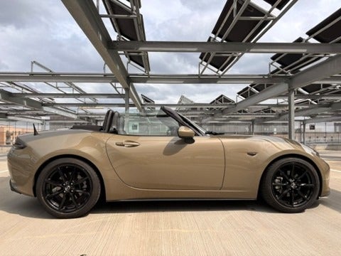 Mazda MX-5 2,0 SkyActiv-G 184 Roadster Exclusive-Line 2d