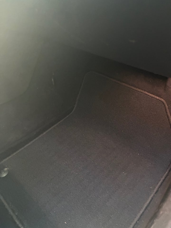 Volvo XC60 2,0 T6 ReCharge Ultimate Dark aut. AWD 5d