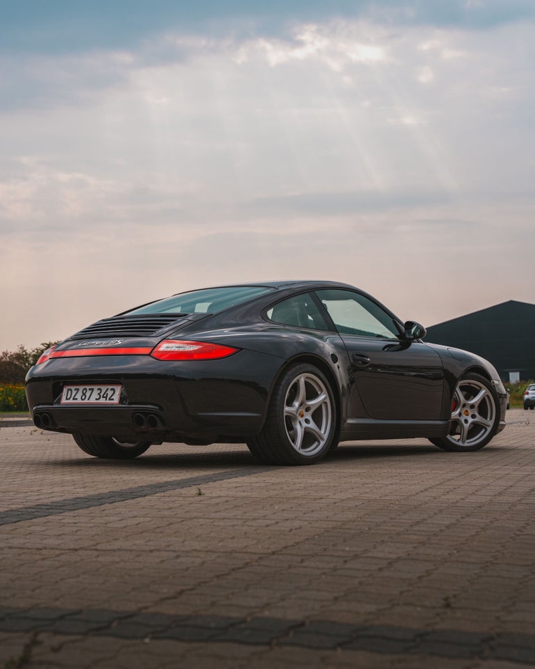 Porsche 911 Carrera 4S 3,8 Coupé 2d