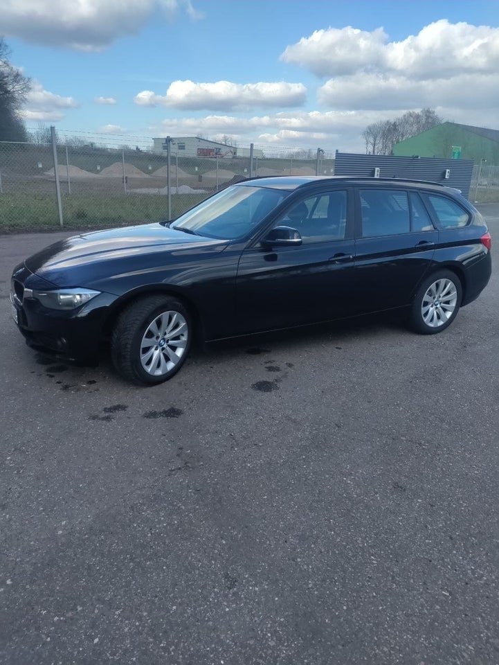 BMW 318d 2,0 Touring aut. 5d