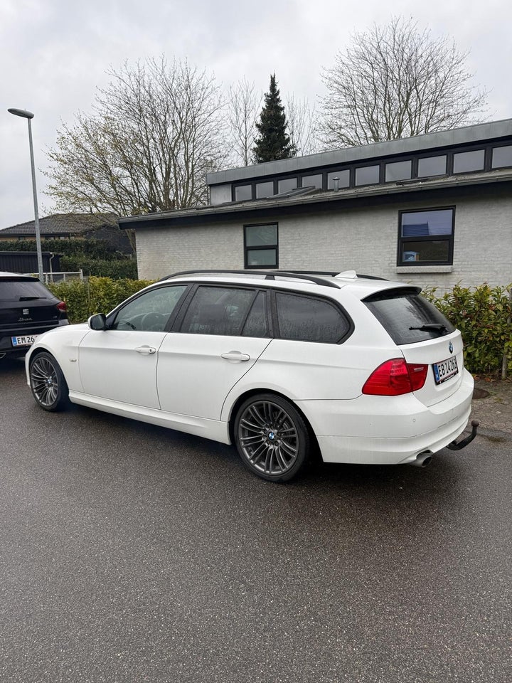 BMW 320d 2,0 Touring 5d