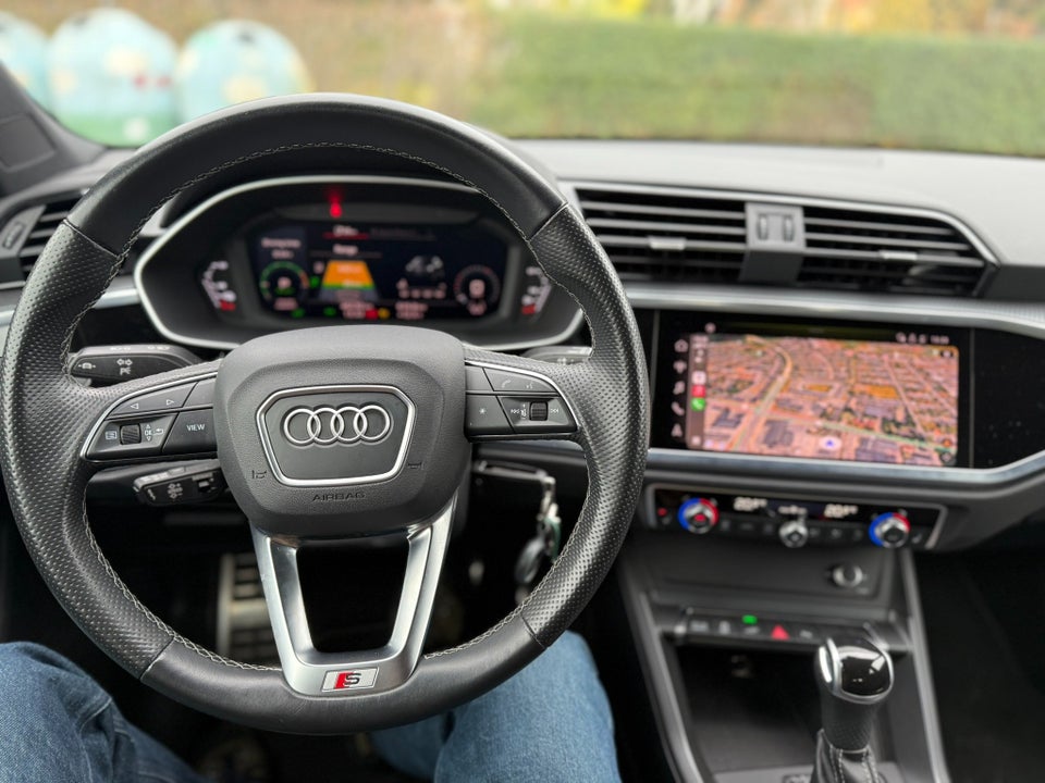 Audi Q3 45 TFSi e S-line plus Sportback S-tr. 5d