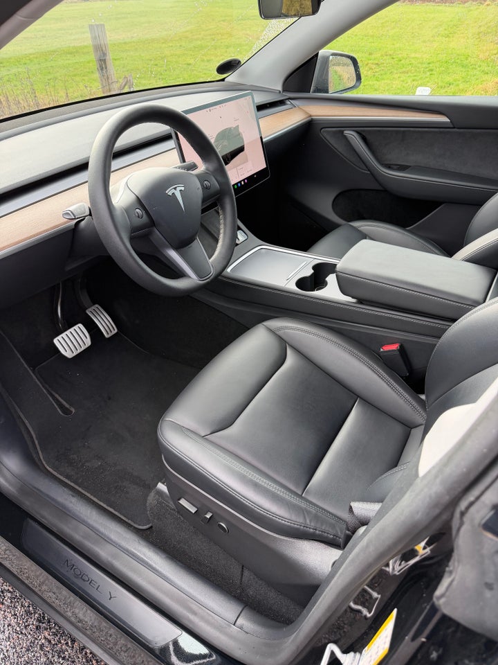Tesla Model Y Performance AWD 5d