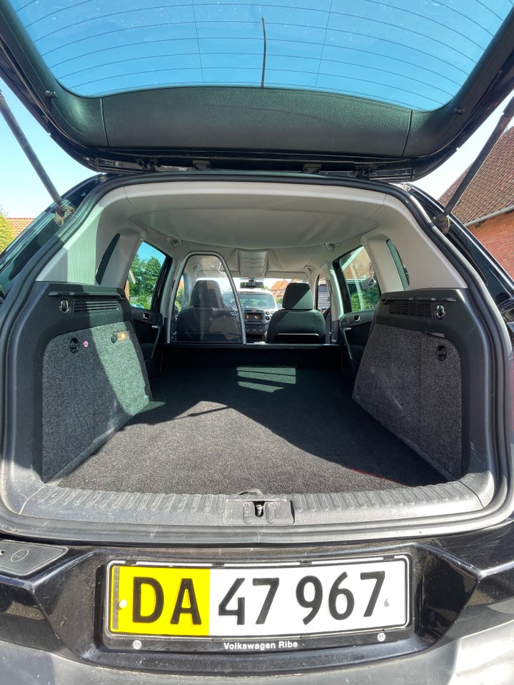 VW Tiguan 2,0 TDi 140 Sport & Style Tiptr. 4Motion Van 5d
