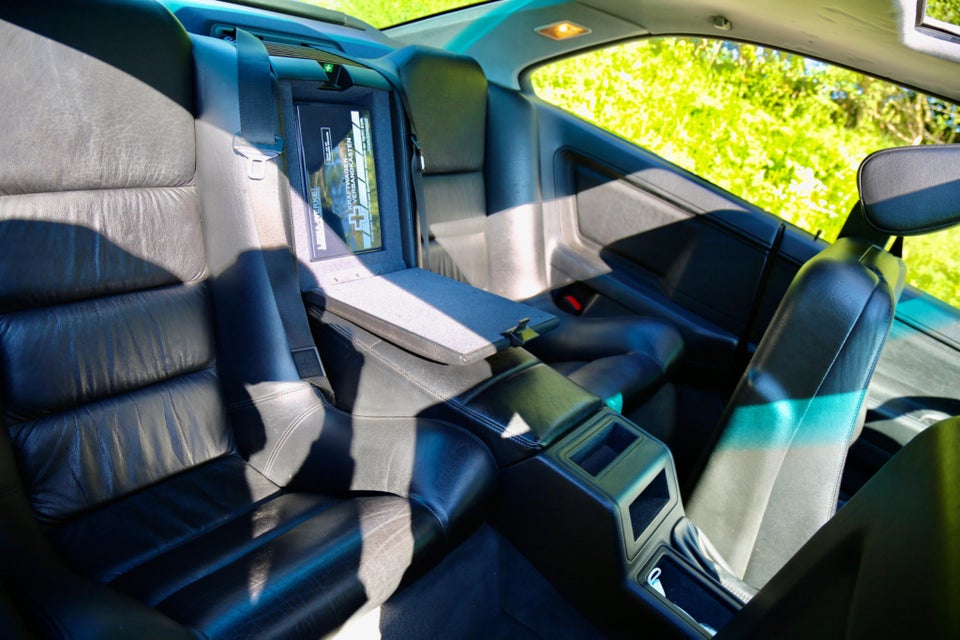BMW 850i 5,0 V12 Coupé aut. 2d