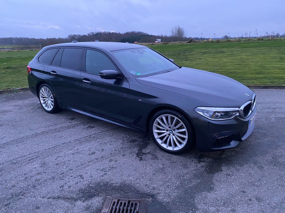 BMW 530d 3,0 Touring M-Sport xDrive aut. 5d