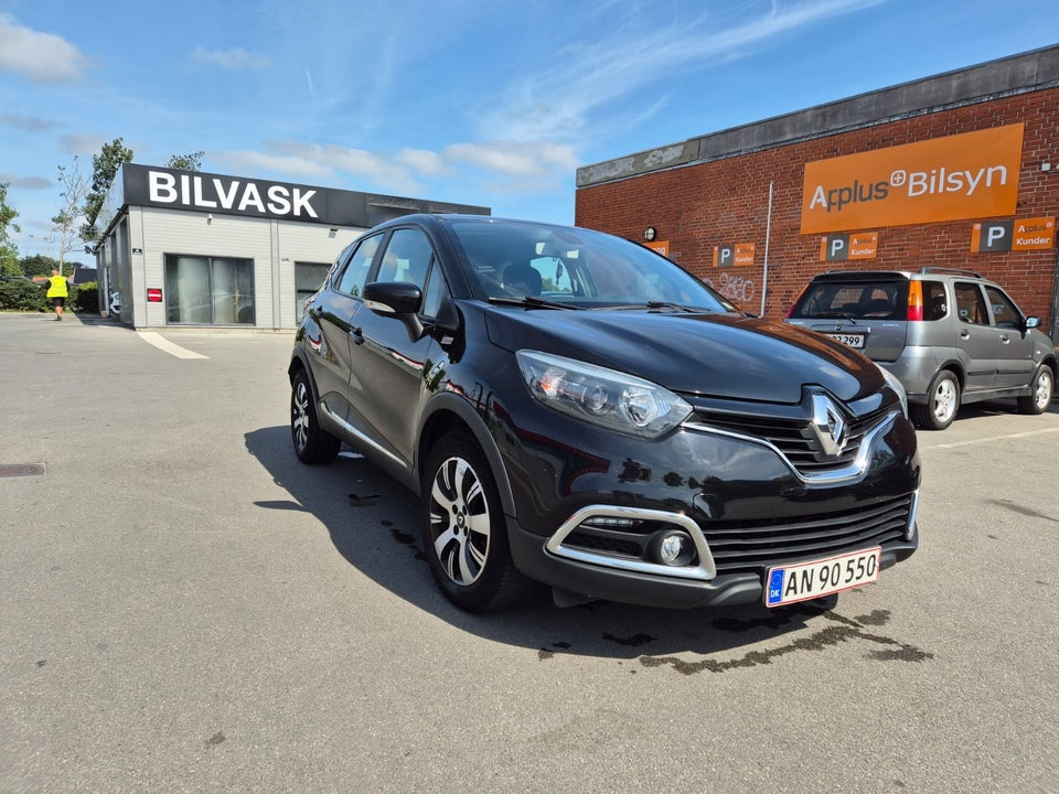 Renault Captur 0,9 TCe 90 Formula Edition 5d